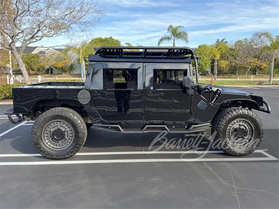 2010 AM General Hummer - Image 2 of 5