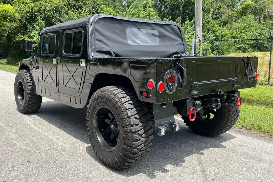 2010 AM General Hummer - Image 4 of 31