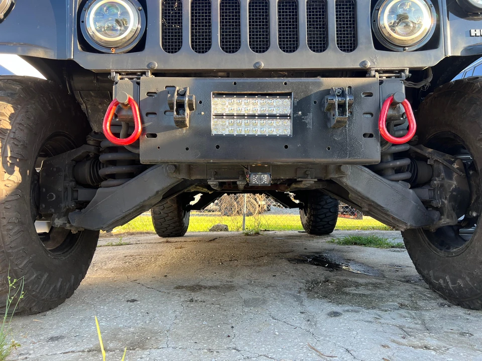 2010 AM General Hummer - Image 17 of 31