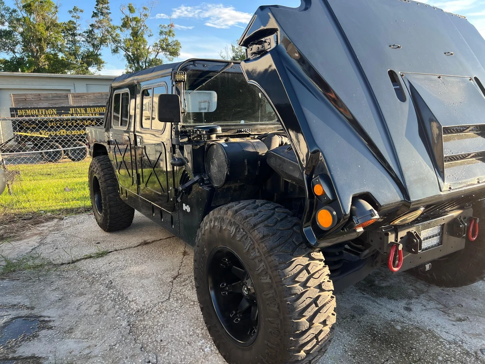 2010 AM General Hummer - Image 23 of 31