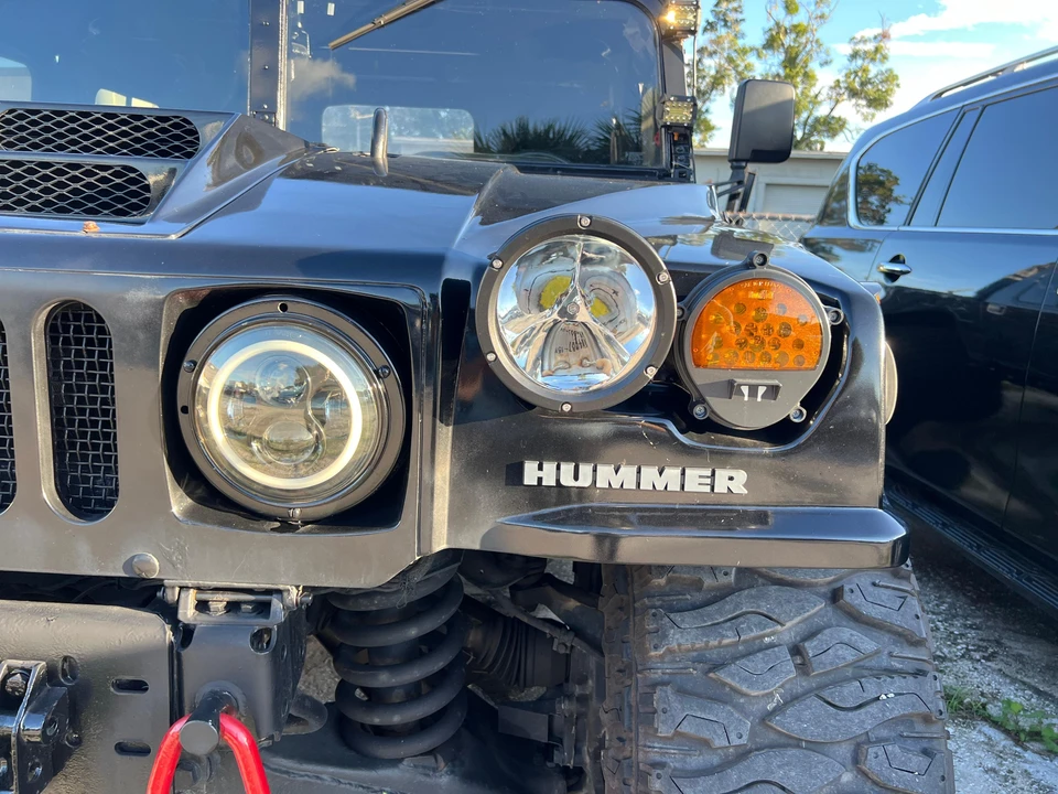 2010 AM General Hummer - Image 18 of 31