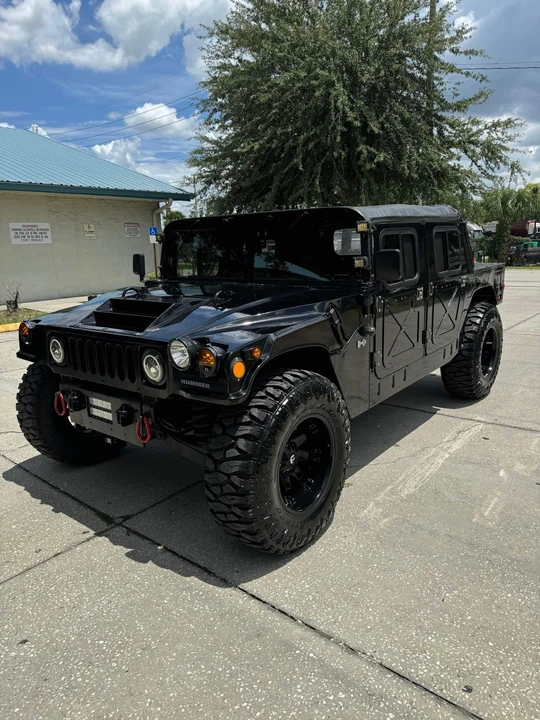 2010 AM General Hummer - Image 6 of 31