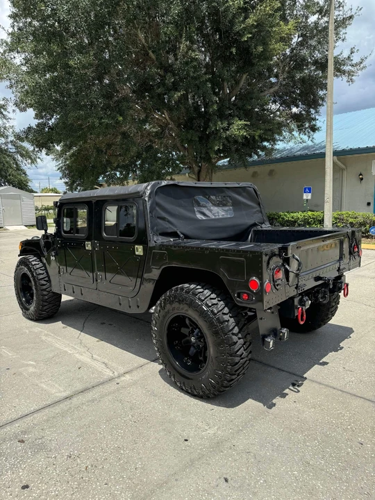 2010 AM General Hummer - Image 8 of 31