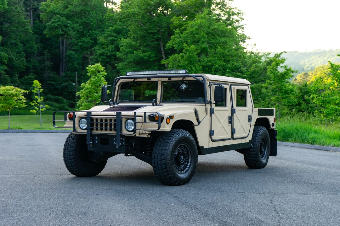 2010 Hummer HMMWV - Image 26 of 31