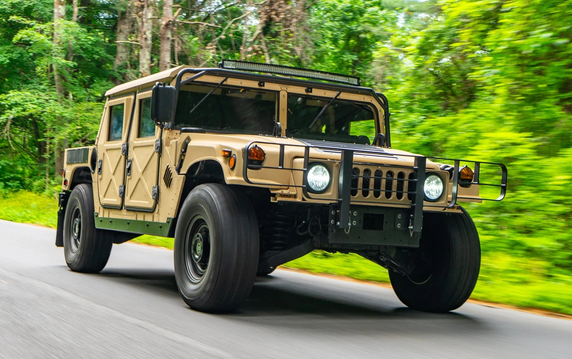 2010 Hummer HMMWV - Image 19 of 31