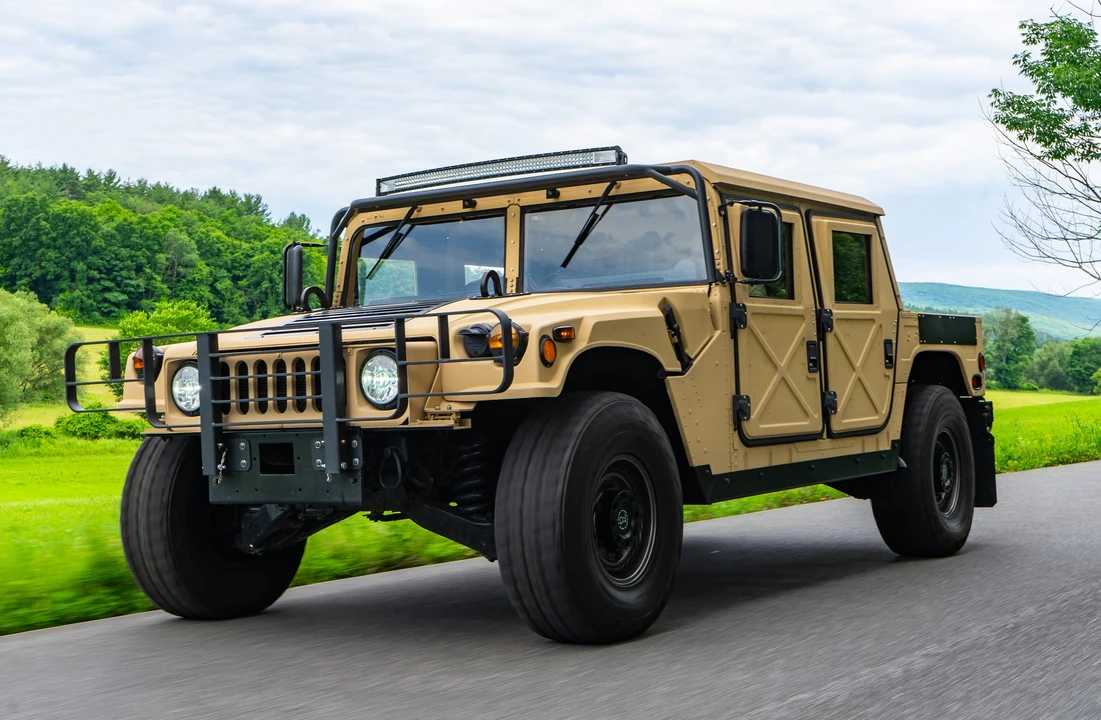2010 Hummer HMMWV - Image 9 of 31