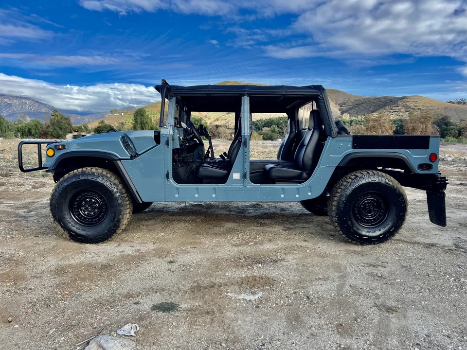 2010 Hummer HMMWV - Image 30 of 31