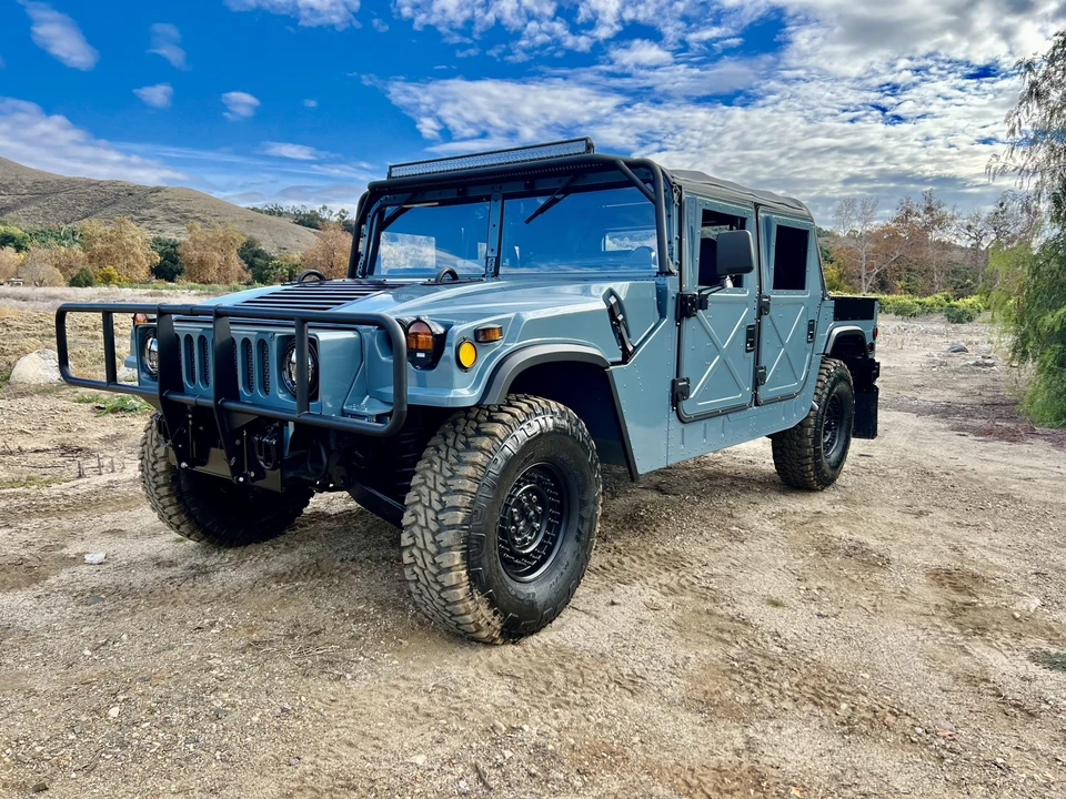 2010 Hummer HMMWV - Image 24 of 31