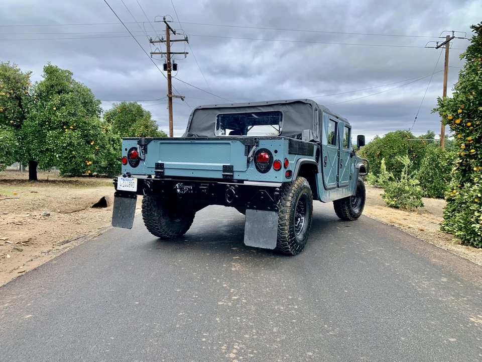 2010 Hummer HMMWV - Image 14 of 31