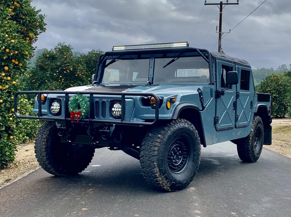 2010 Hummer HMMWV - Image 5 of 31