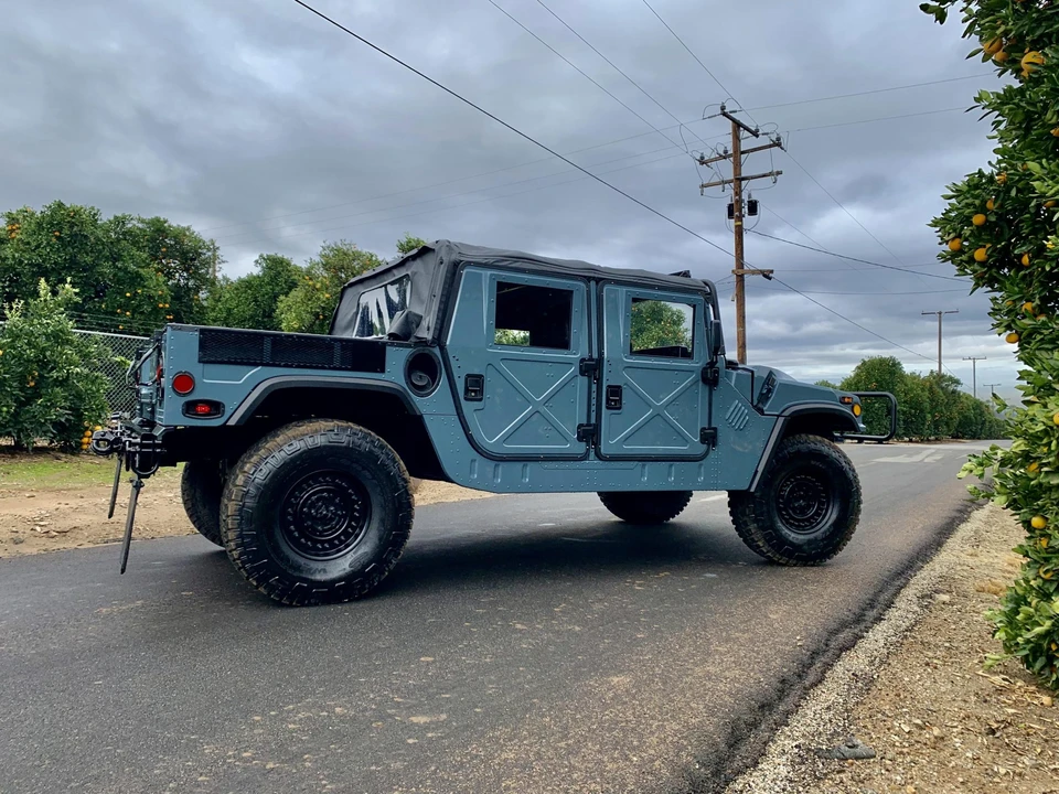 2010 Hummer HMMWV - Image 11 of 31