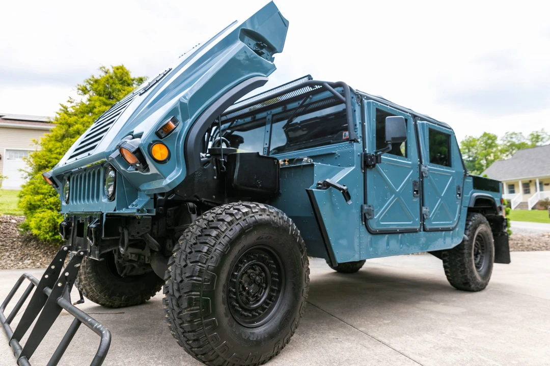 2010 Hummer HMMWV - Image 11 of 31