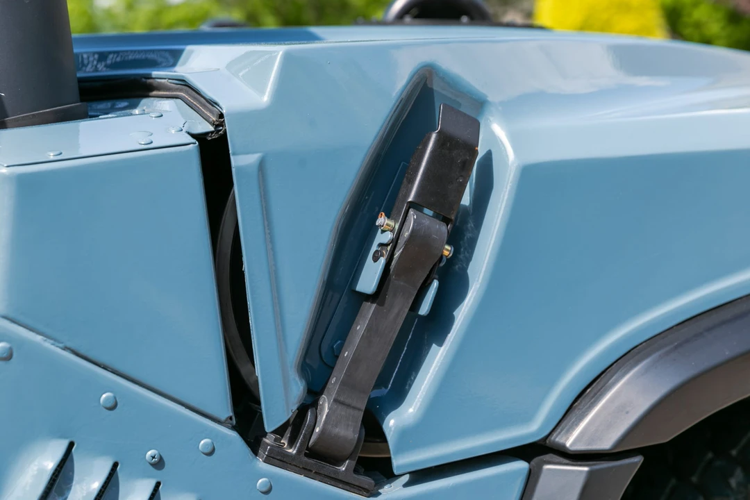 2010 Hummer HMMWV - Image 27 of 31