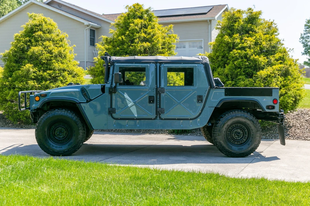 2010 Hummer HMMWV - Image 8 of 31
