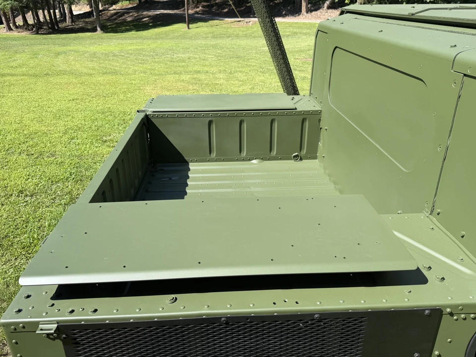 2010 Hummer HMMWV - Image 21 of 31