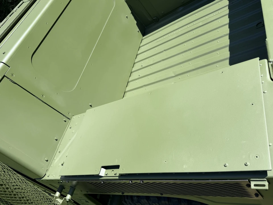 2010 Hummer HMMWV - Image 20 of 31