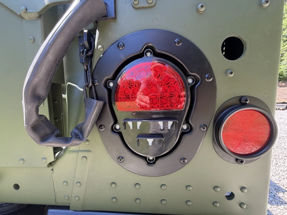 2010 Hummer HMMWV - Image 16 of 31