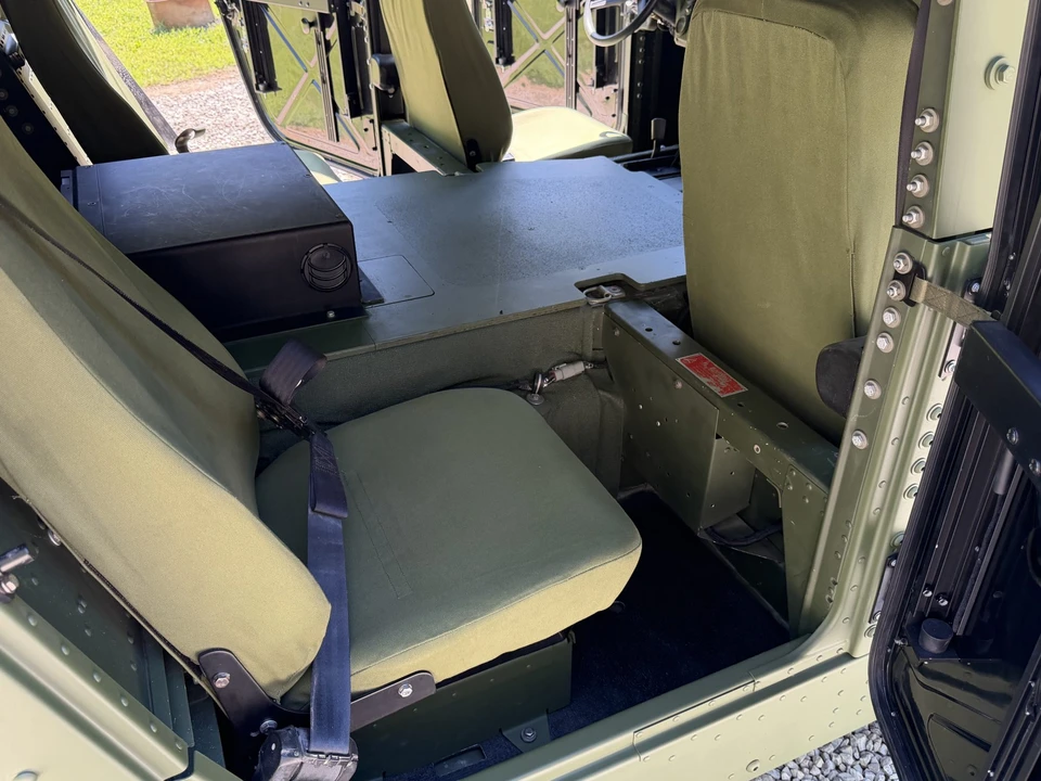 2010 Hummer HMMWV - Image 27 of 31