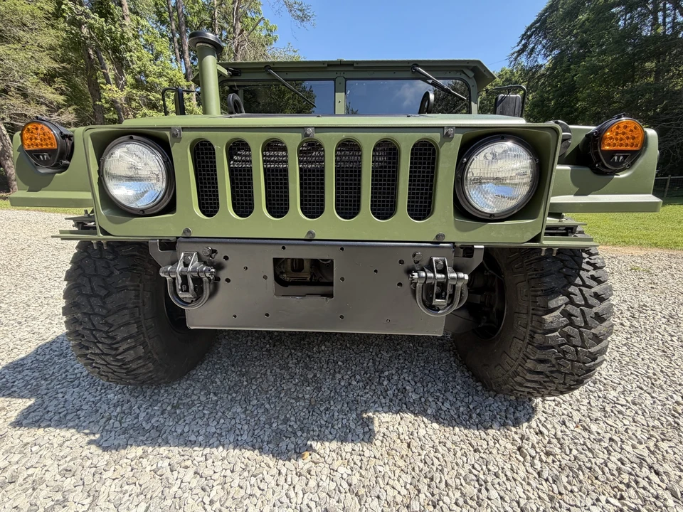 2010 Hummer HMMWV - Image 7 of 31