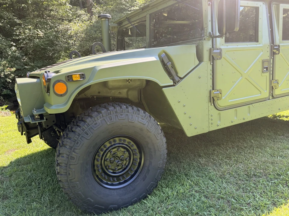 2010 Hummer HMMWV - Image 8 of 31