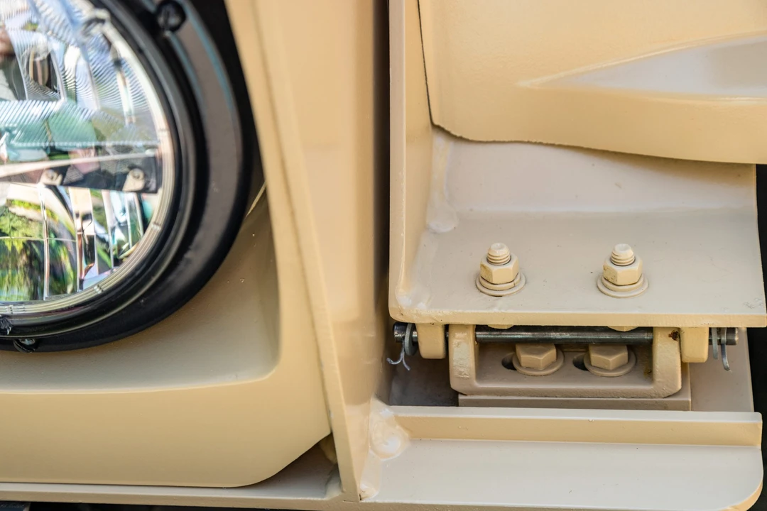 2010 Hummer HMMWV - Image 22 of 31