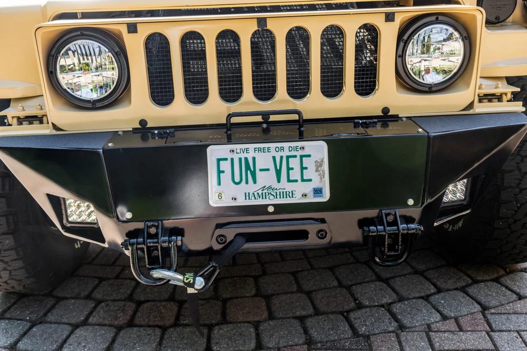 2010 Hummer HMMWV - Image 12 of 31