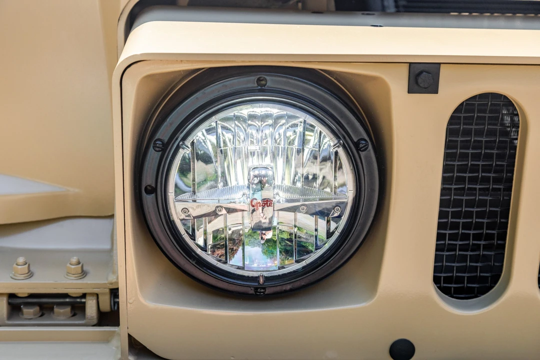 2010 Hummer HMMWV - Image 18 of 31