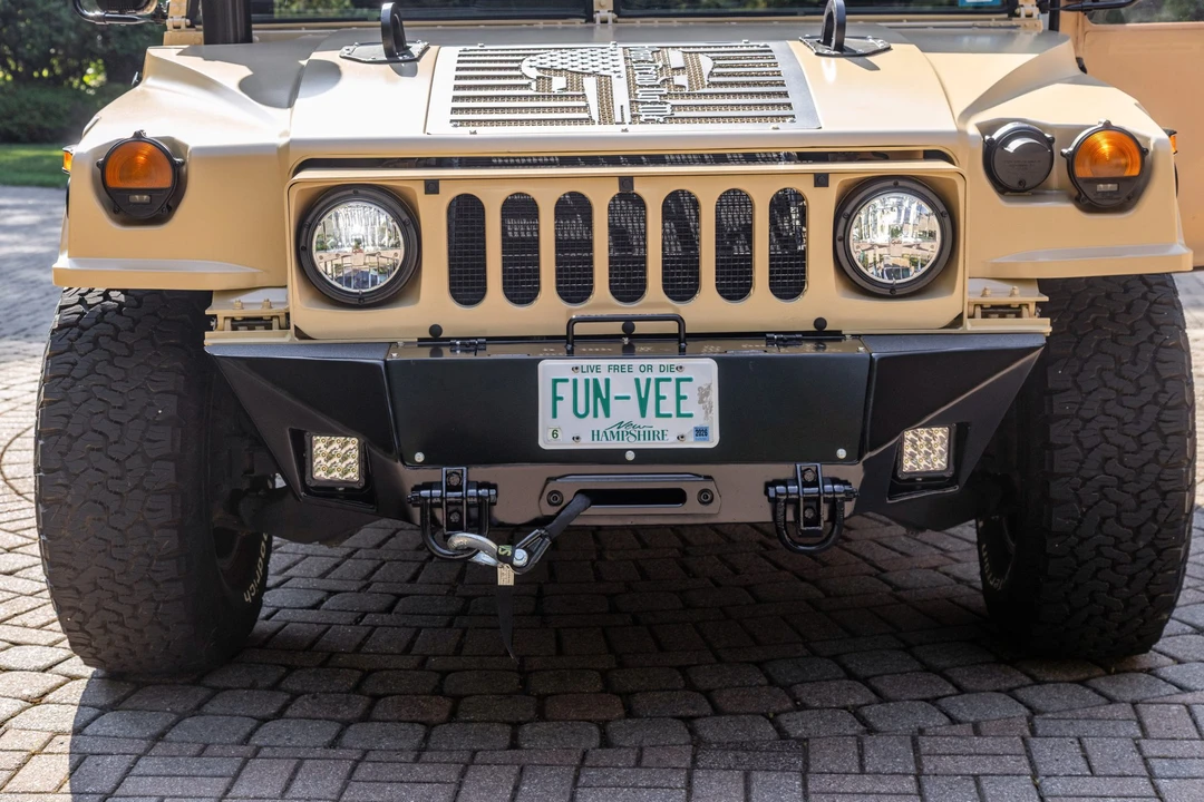 2010 Hummer HMMWV - Image 11 of 31