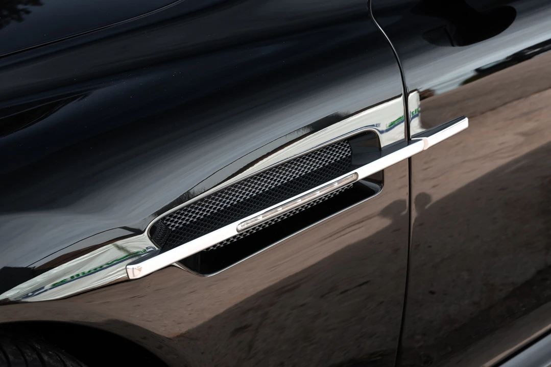 2010 Aston Martin DBS (2008-2012) - Image 30 of 31