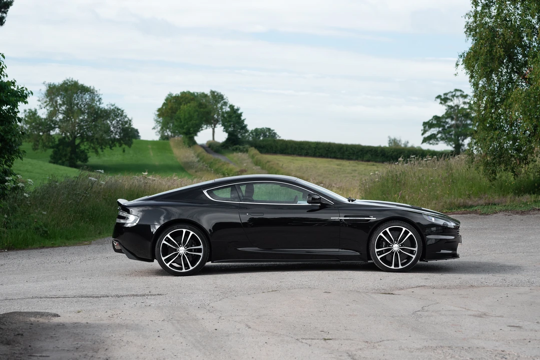 2010 Aston Martin DBS (2008-2012) - Image 15 of 31