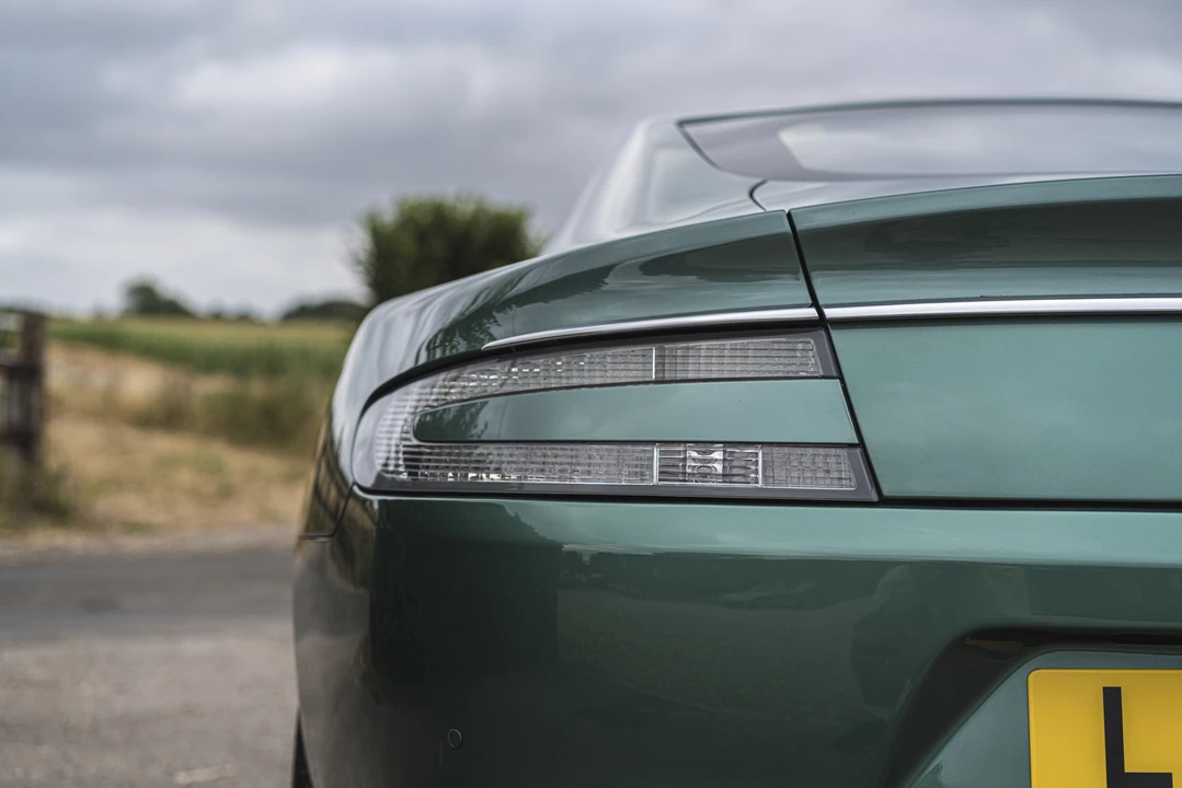 2010 Aston Martin Rapide - Image 26 of 31