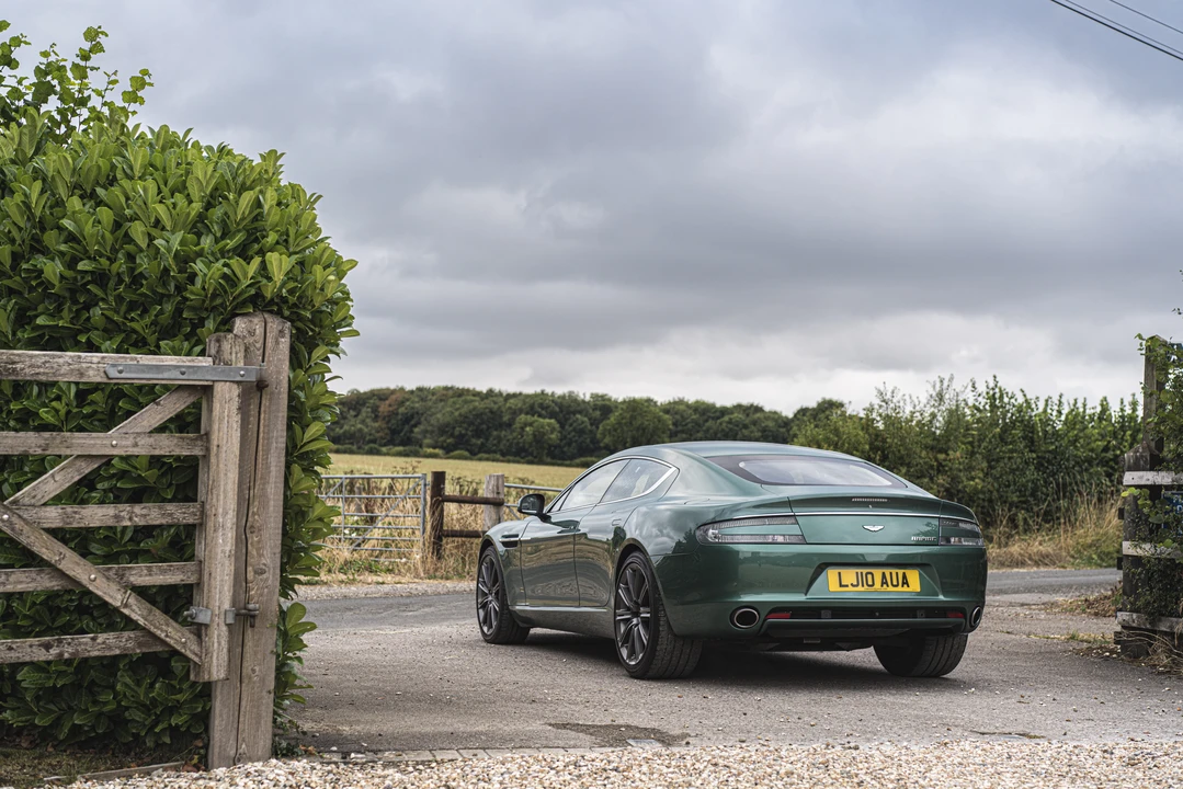 2010 Aston Martin Rapide - Image 15 of 31