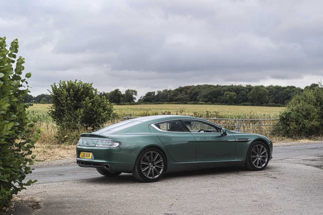 2010 Aston Martin Rapide - Image 13 of 31
