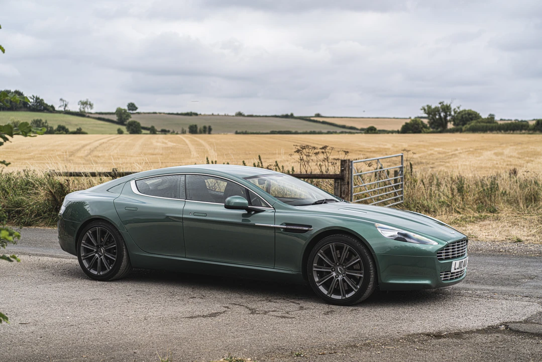 2010 Aston Martin Rapide - Image 12 of 31