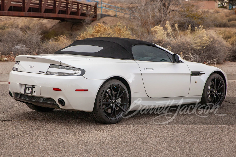 2010 Aston Martin V8 Vantage (2006-2017) - Image 2 of 18