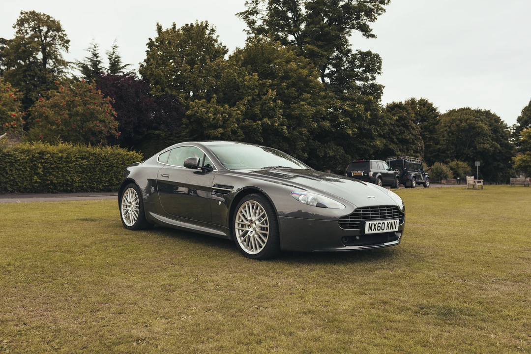 2010 Aston Martin V8 Vantage (2006-2017) - Image 10 of 31