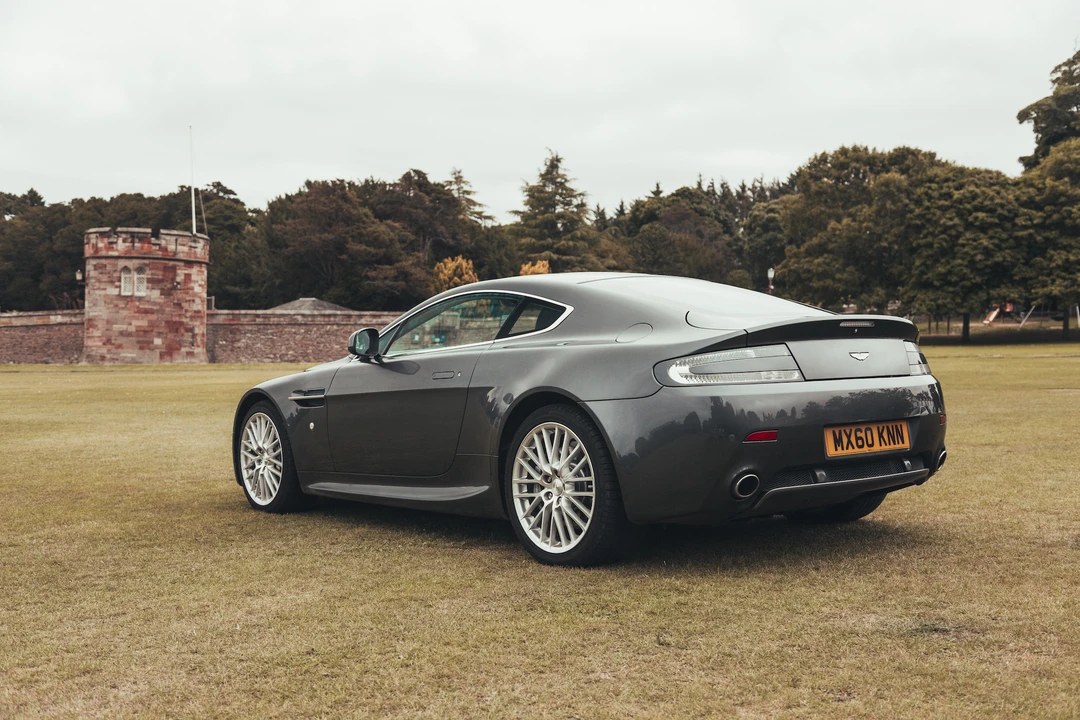 2010 Aston Martin V8 Vantage (2006-2017) - Image 15 of 31