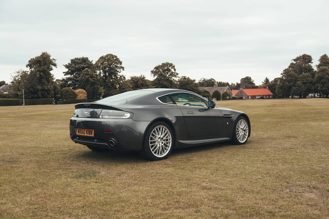 2010 Aston Martin V8 Vantage (2006-2017) - Image 18 of 31