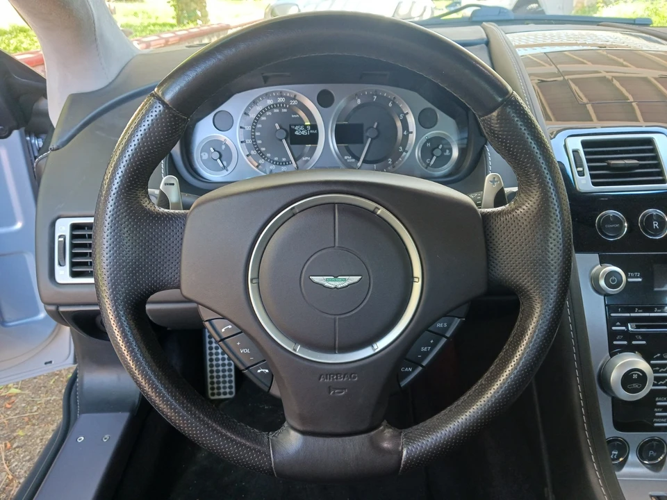2010 Aston Martin V8 Vantage (2006-2017) - Image 17 of 21