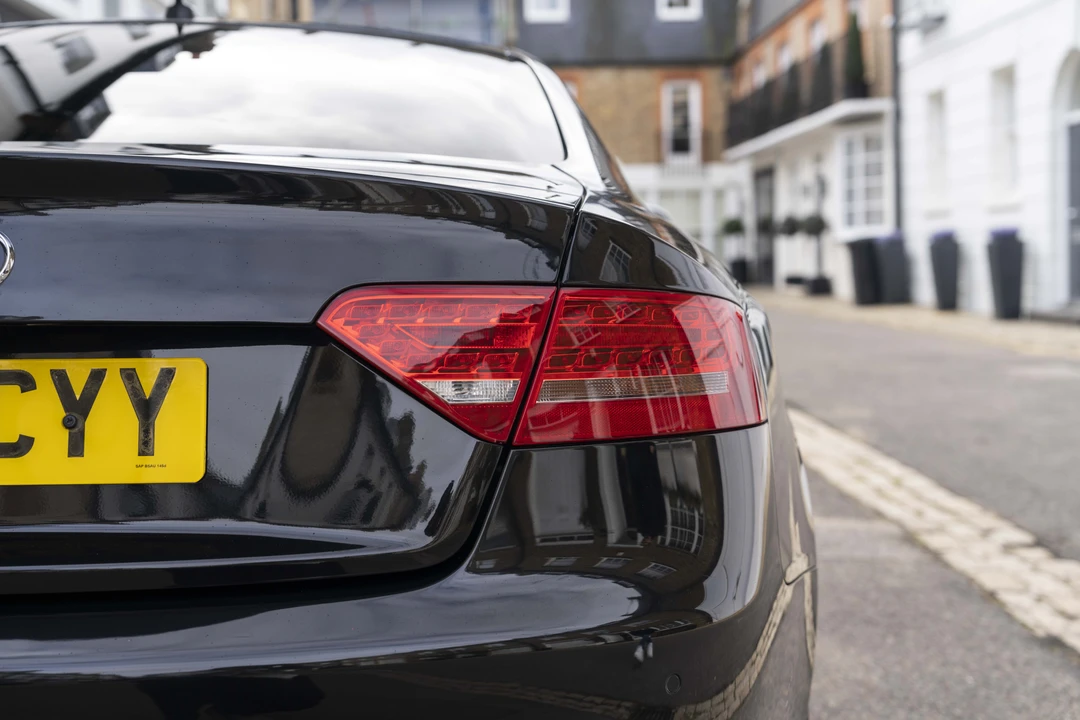 2010 Audi B8 RS5 - Image 26 of 31