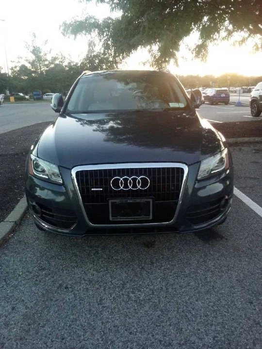 2010 Audi 8R Q5 - Image 2 of 8