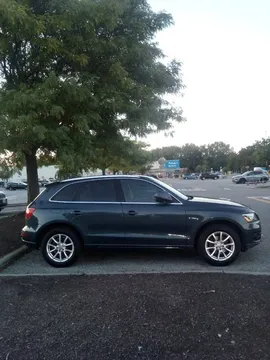 2010 Audi Q5 Premium Plus 3.2