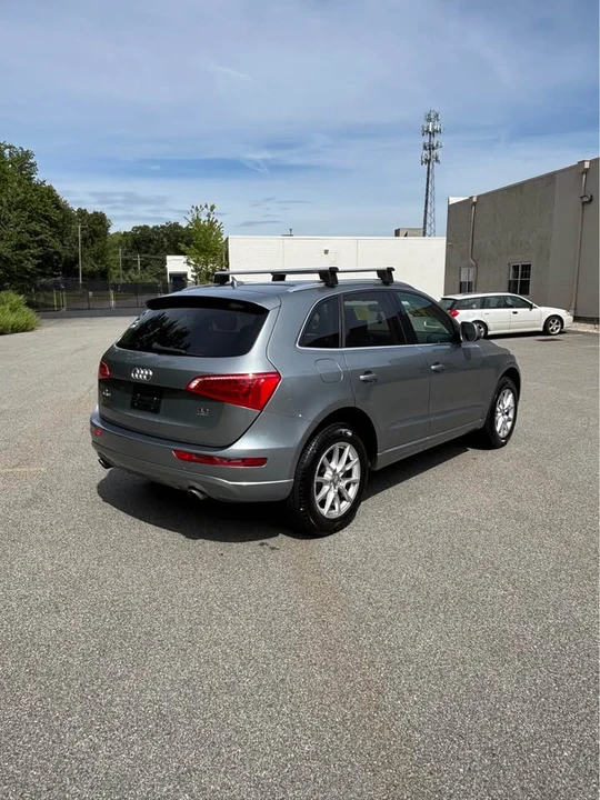 2010 Audi 8R Q5 - Image 5 of 16