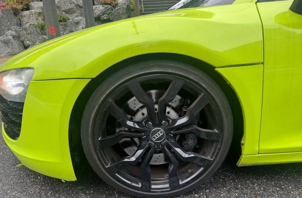 2010 Audi 42 R8 - Image 12 of 13