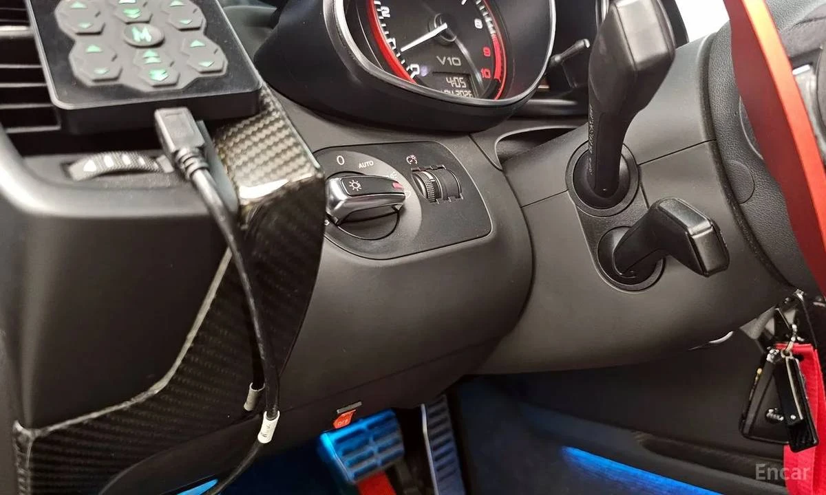 2010 Audi 42 R8 - Image 3 of 20