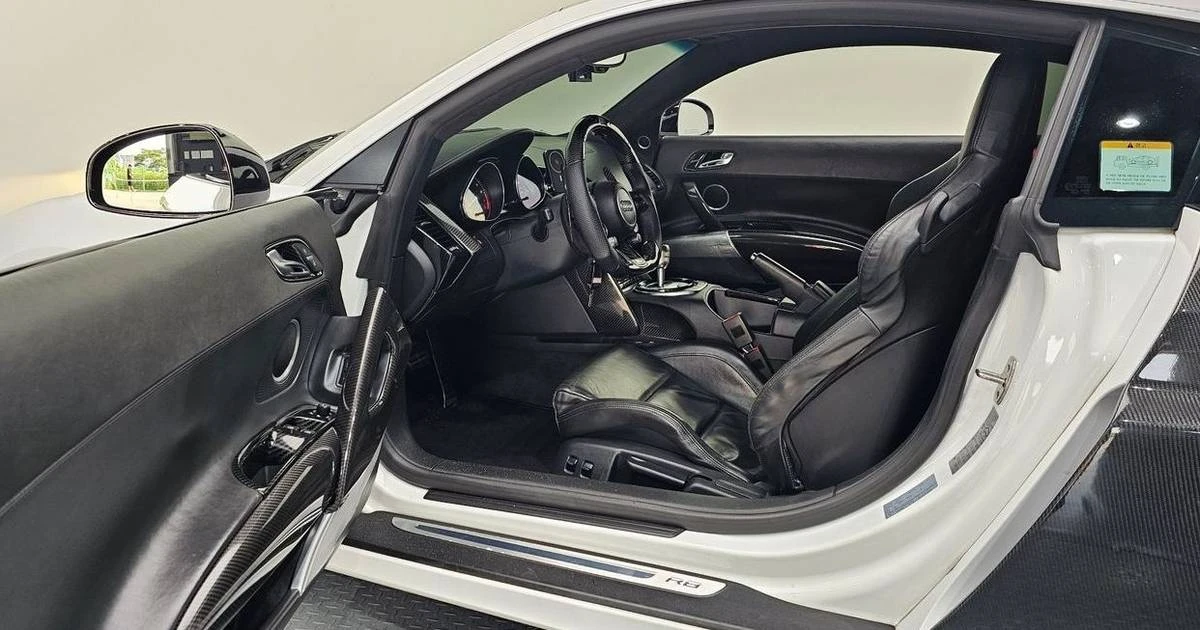 2010 Audi 42 R8 - Image 11 of 19
