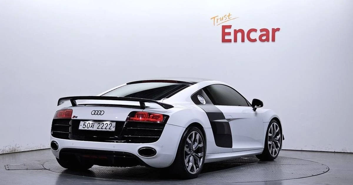 2010 Audi 42 R8 - Image 18 of 19