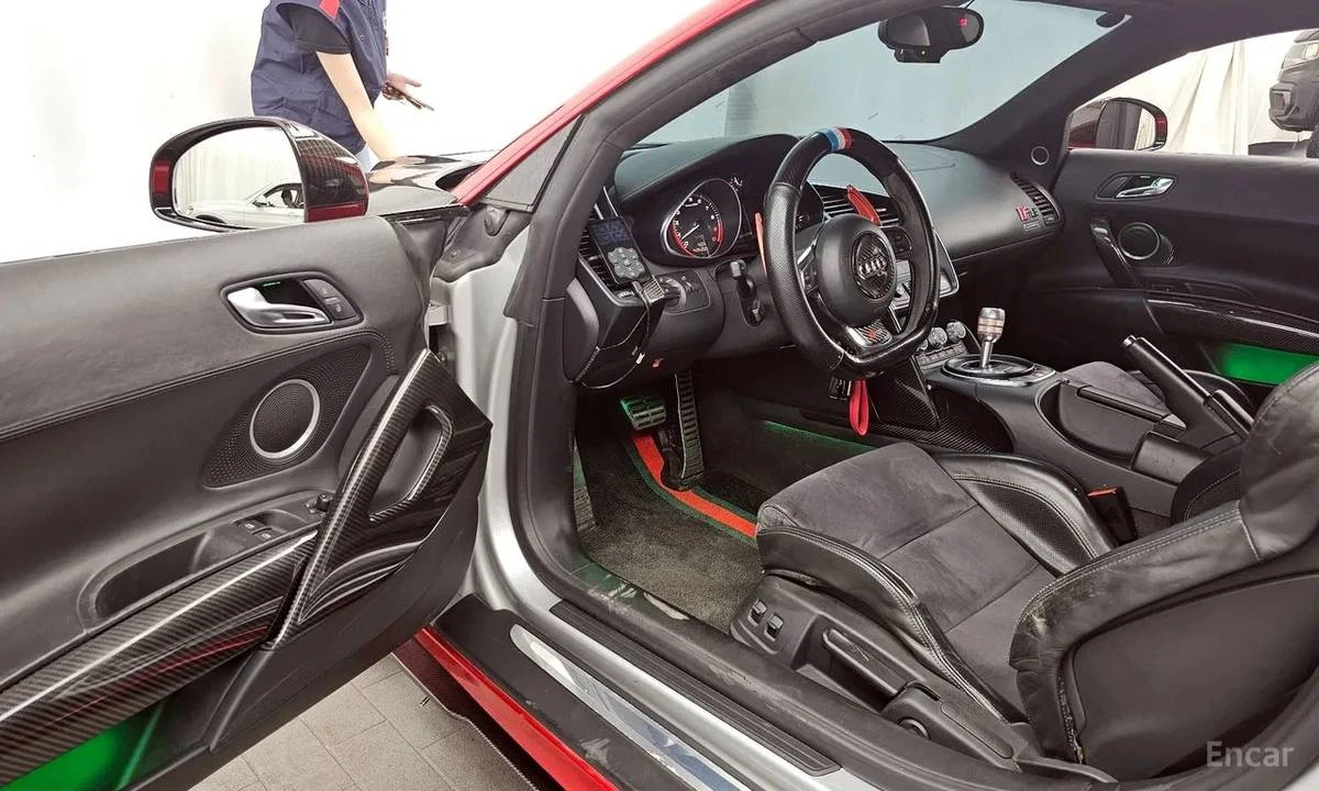 2010 Audi 42 R8 - Image 11 of 20