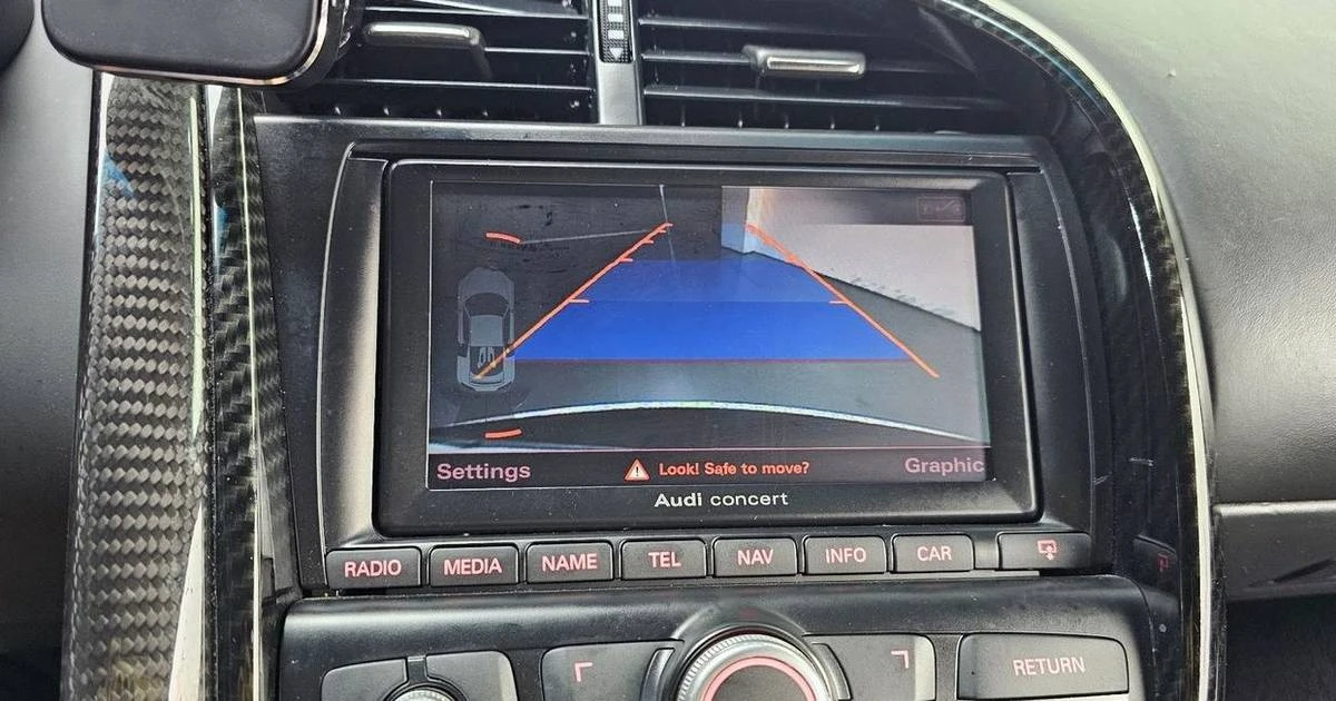 2010 Audi 42 R8 - Image 7 of 19