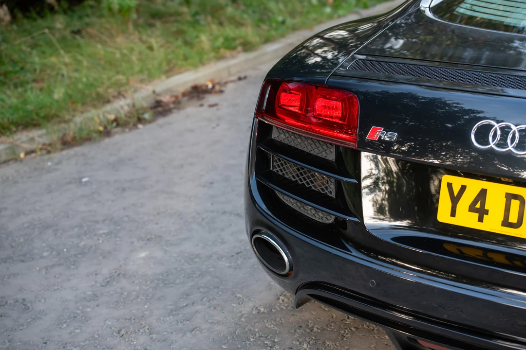 2010 Audi 42 R8 - Image 24 of 31